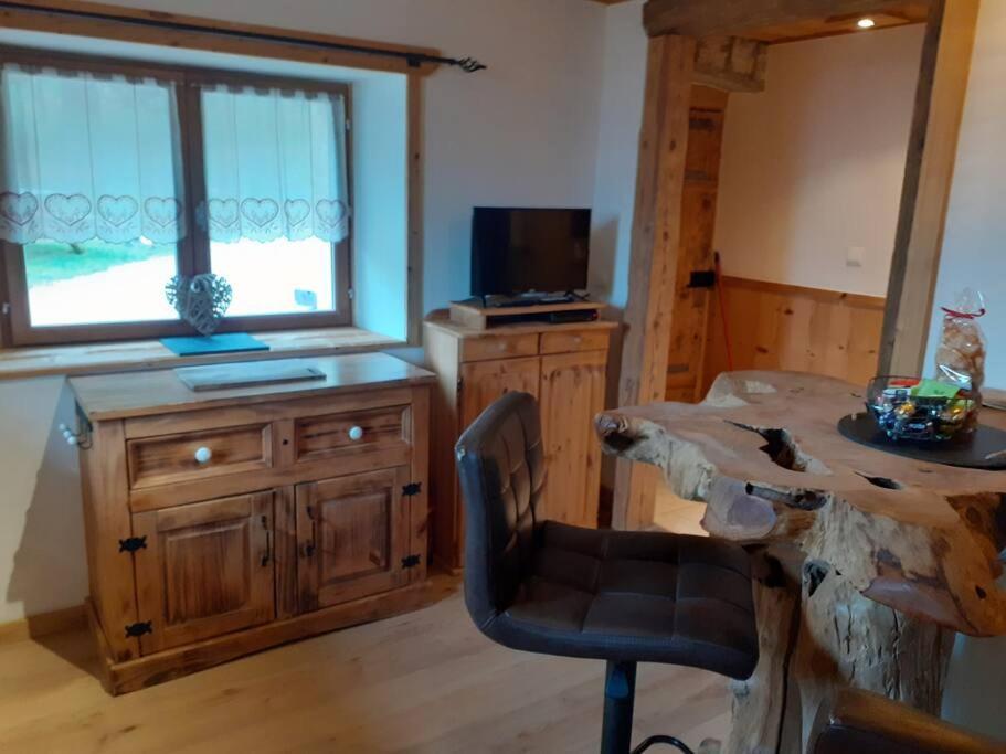 La Grange De Pimberty - Beautiful Apartments 27 Miles From Geneva Vailly 외부 사진